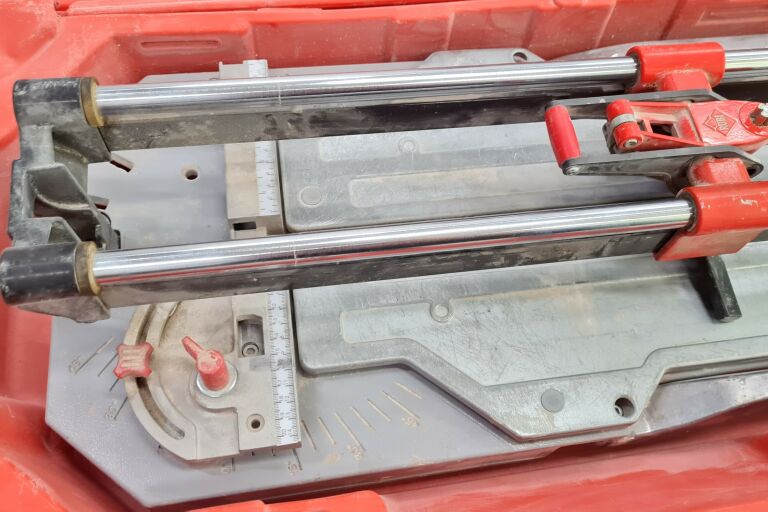 maszynka-do-ciecia-glazury-rubi-tx-900-walizka-seria-tx-900