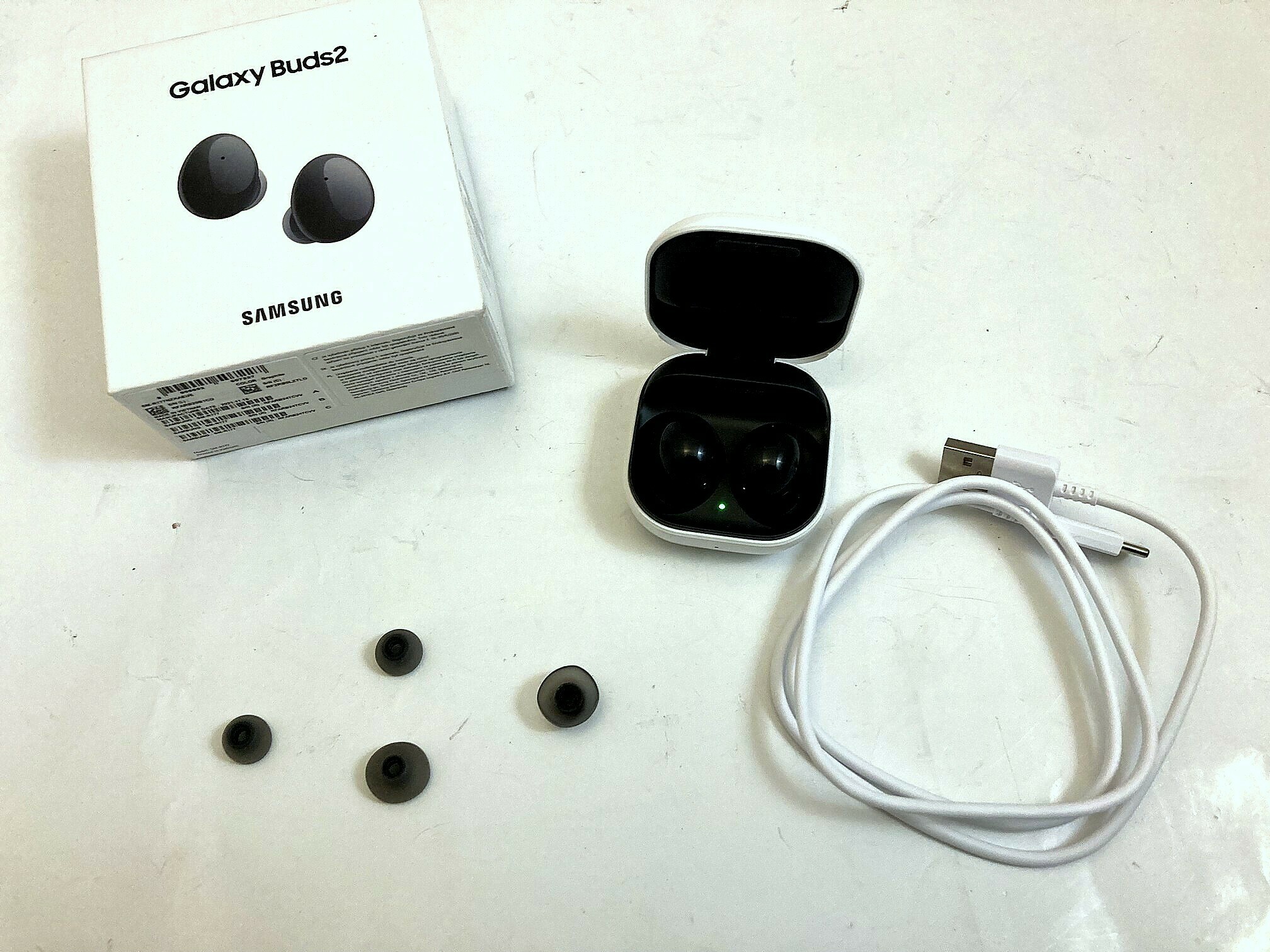 sluchawki-samsung-buds-2-marka-samsung