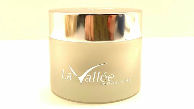 LA VALLEE ULTRA MOISTURIZING DAY CREAM50ML