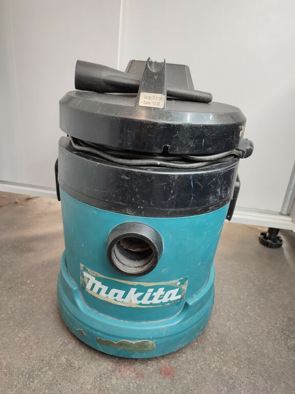 odkurzacz-przemyslowy-makita-448-1350w-5-stycznia-56-wolsztyn-klauf
