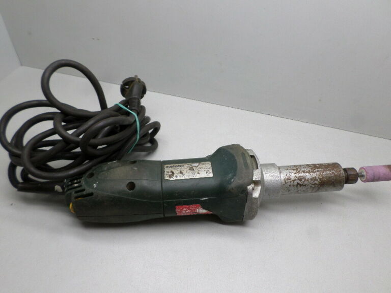 SZLIFIERKA PROSTA METABO GE700