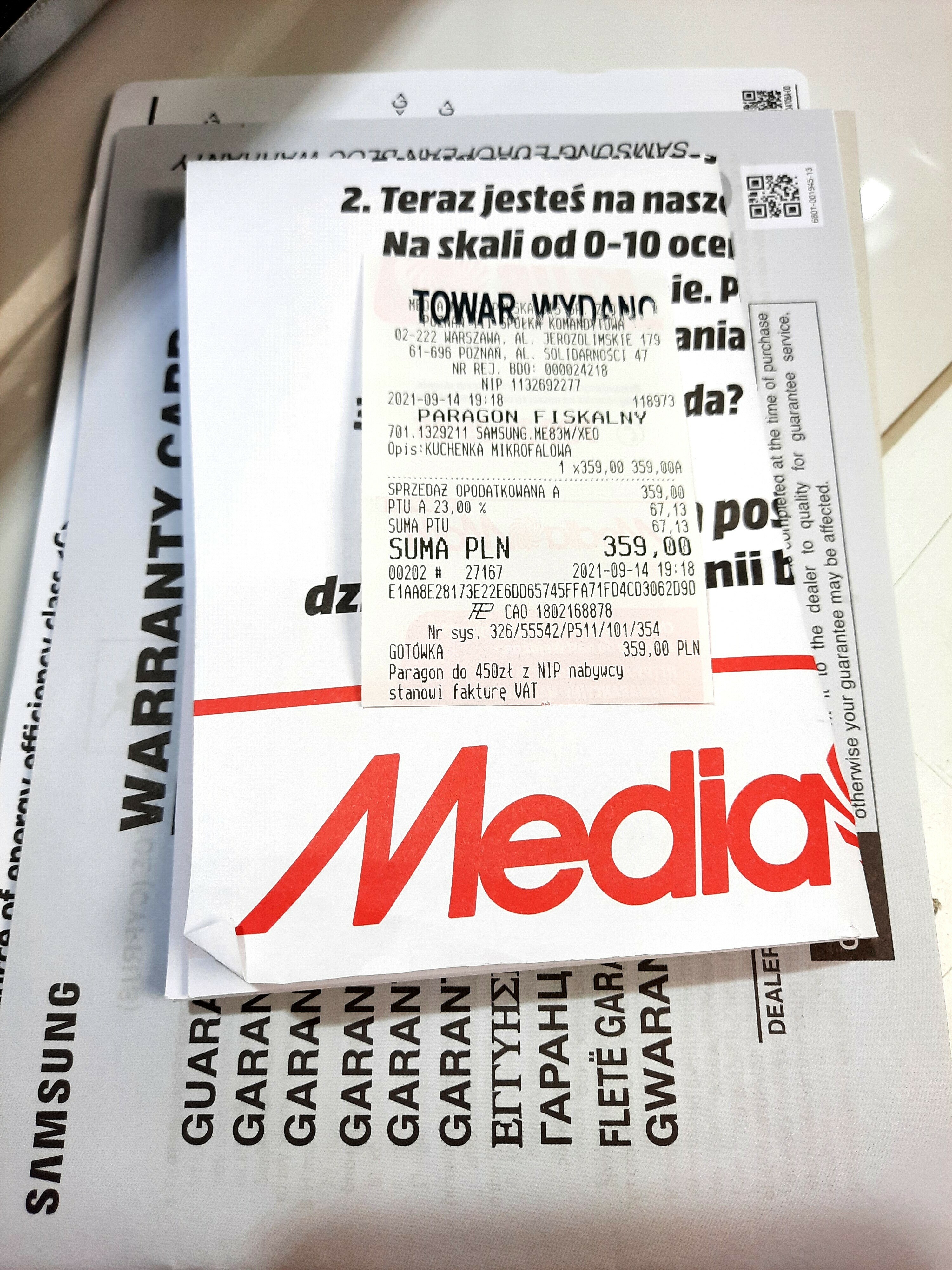 mikrofalowka-samsung-ms23f301tfk-kolor-dominujacy-srebrnyszary