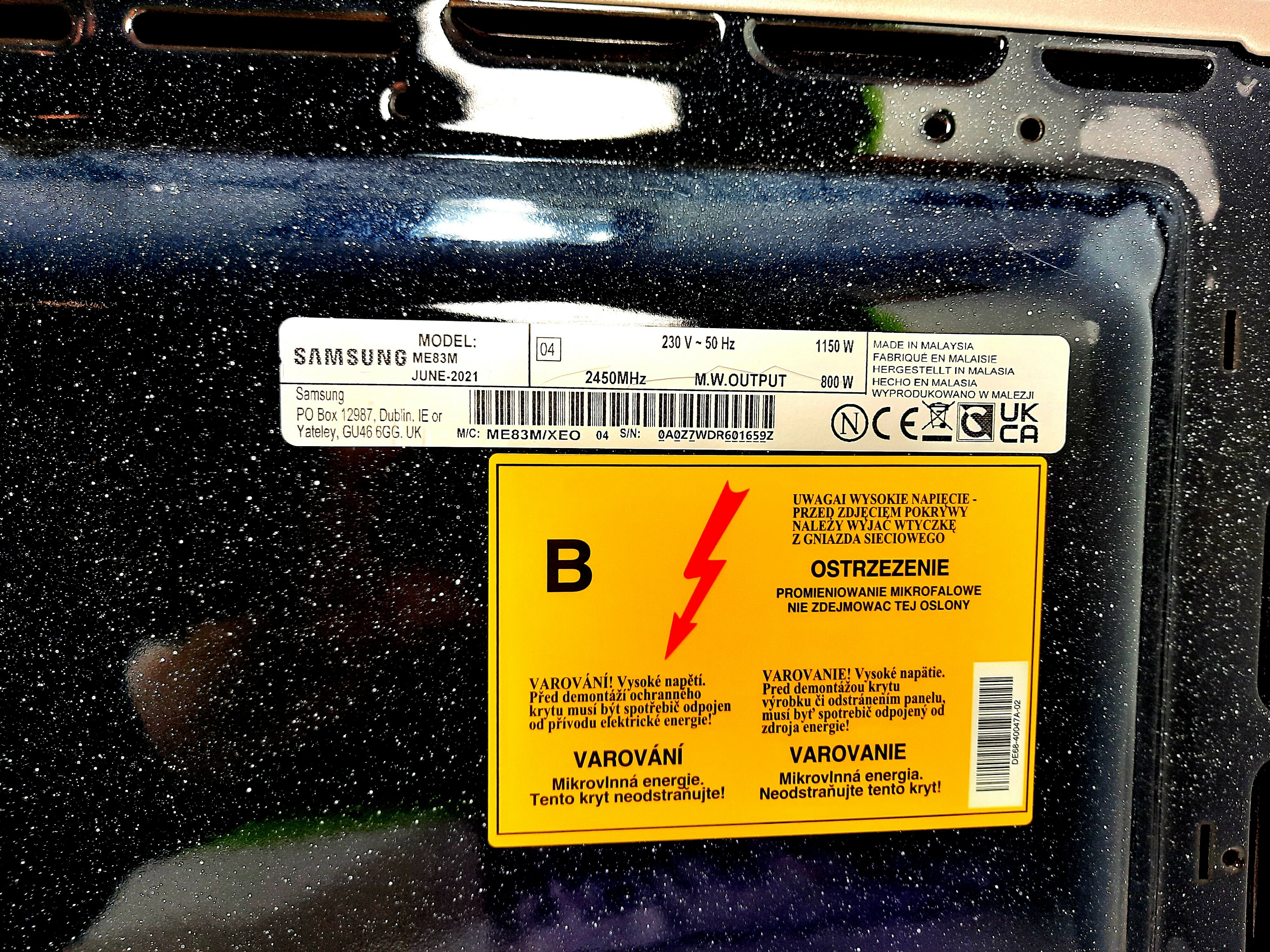 mikrofalowka-samsung-ms23f301tfk-pojemnosc-23