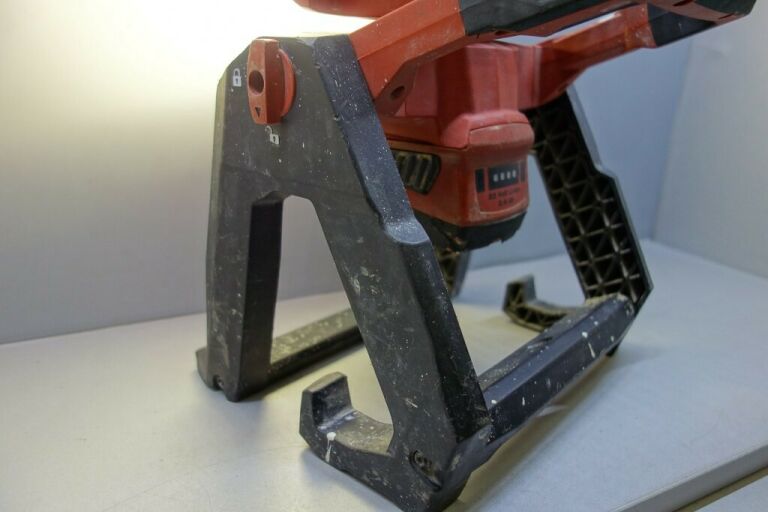 halogen-hilti-sl-6-a22-at-okazja-at-zrodlo-swiatla-led