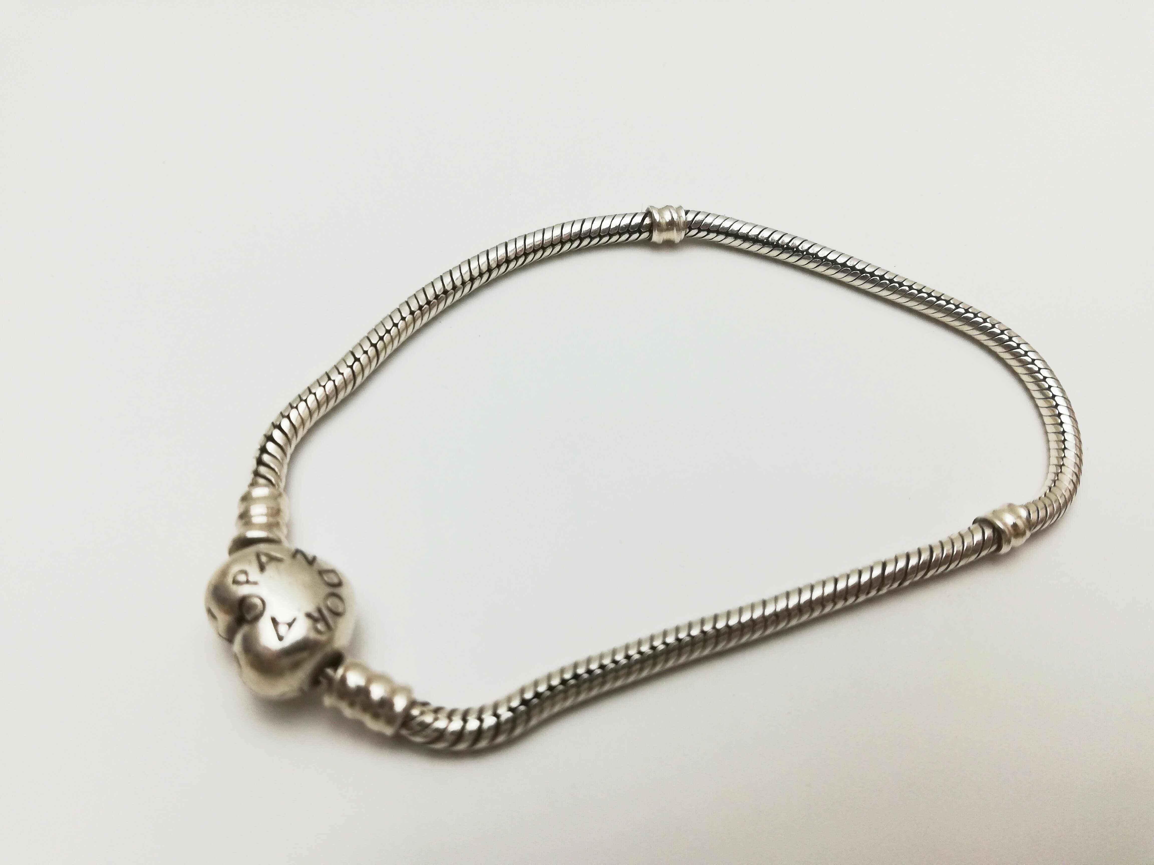 bransoletka-pandora-stan-uzywany