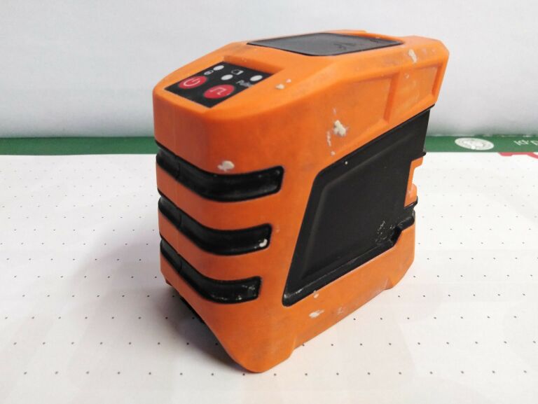 LASER KRZYŻOWY NEO TOOLS 75-101