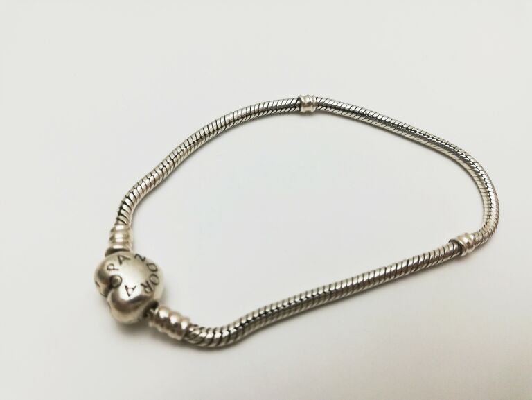 bransoletka-pandora-stan-uzywany