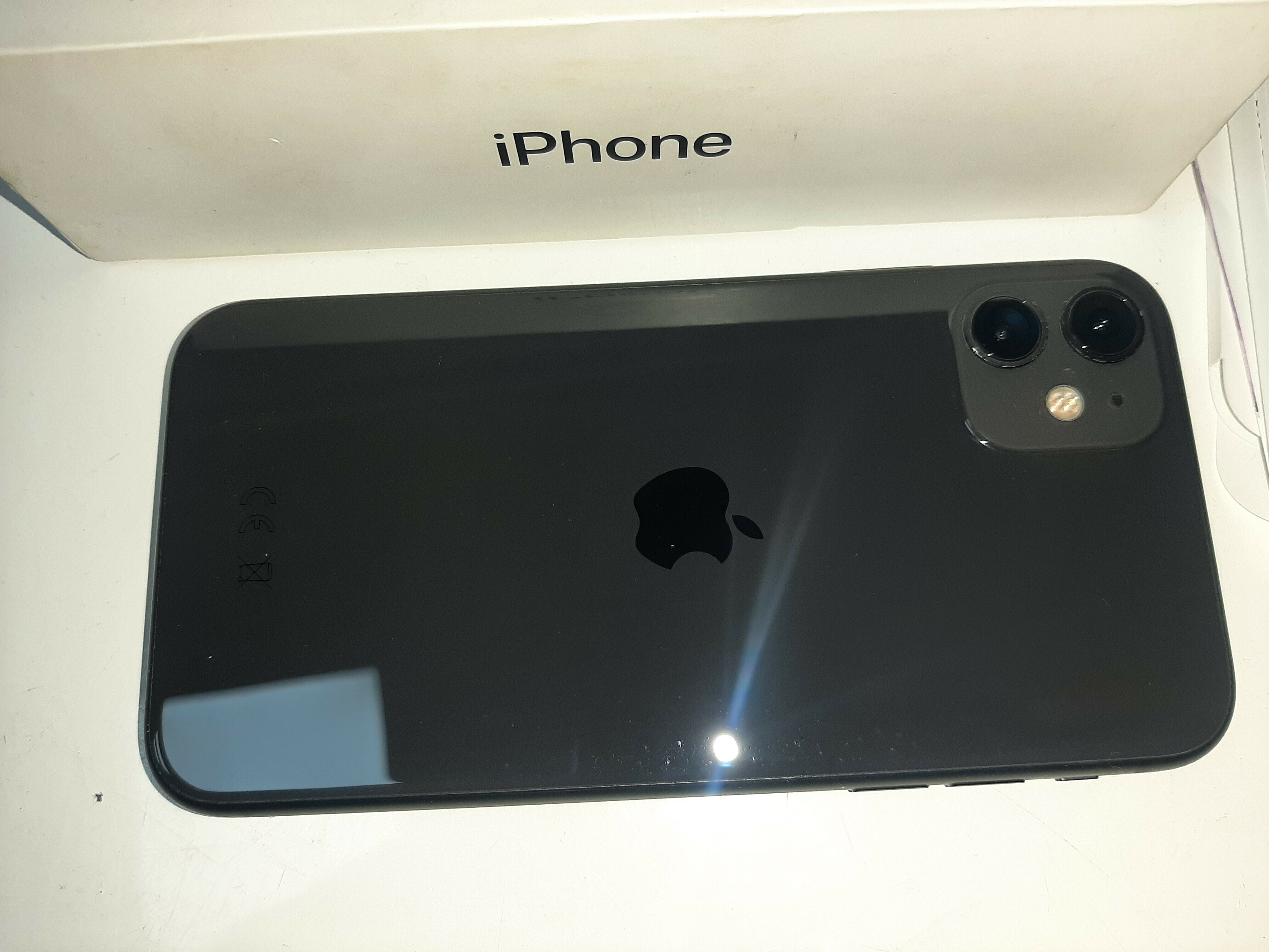 telefon-apple-iphone-11-128gb-bateria-87-opis-kod-producenta-mhdh3pma