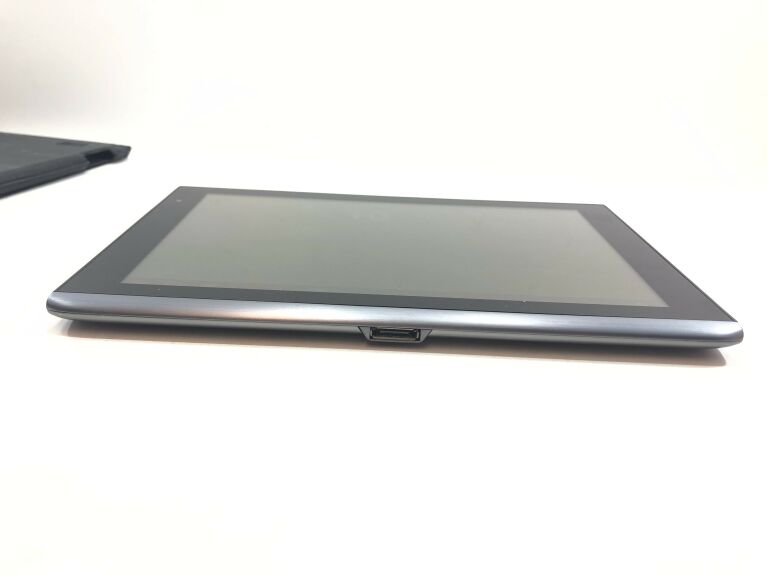 TABLET ACER ICONIA TAB A500 USZKODZONY
