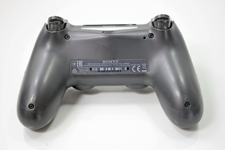 pad-ps4-slim-pro-the-last-of-us-2-kolor-czarny