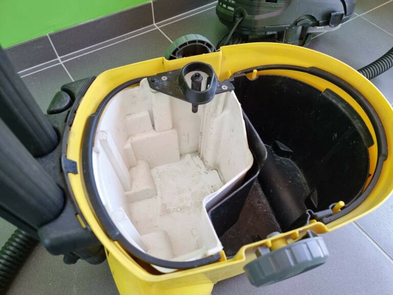 ODKURZACZ PIORĄCY KÄRCHER SE 5.100 SPRAWDŹ