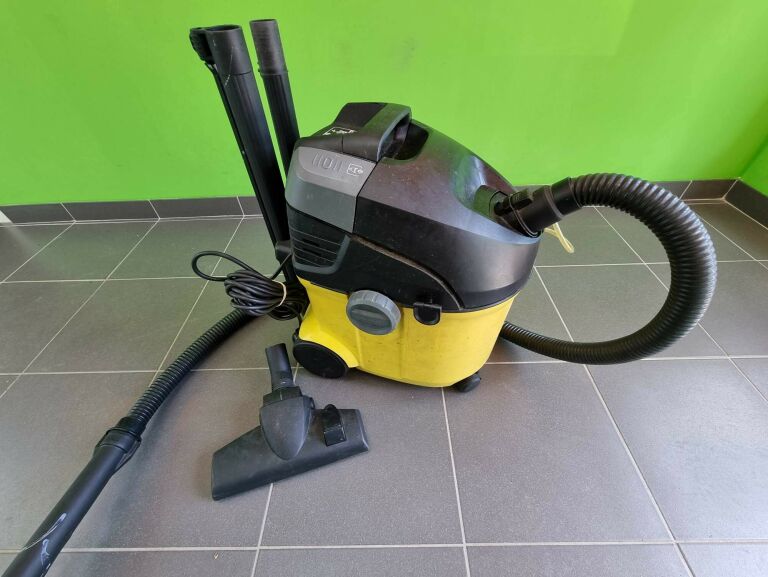 ODKURZACZ PIORĄCY KÄRCHER SE 5.100 SPRAWDŹ