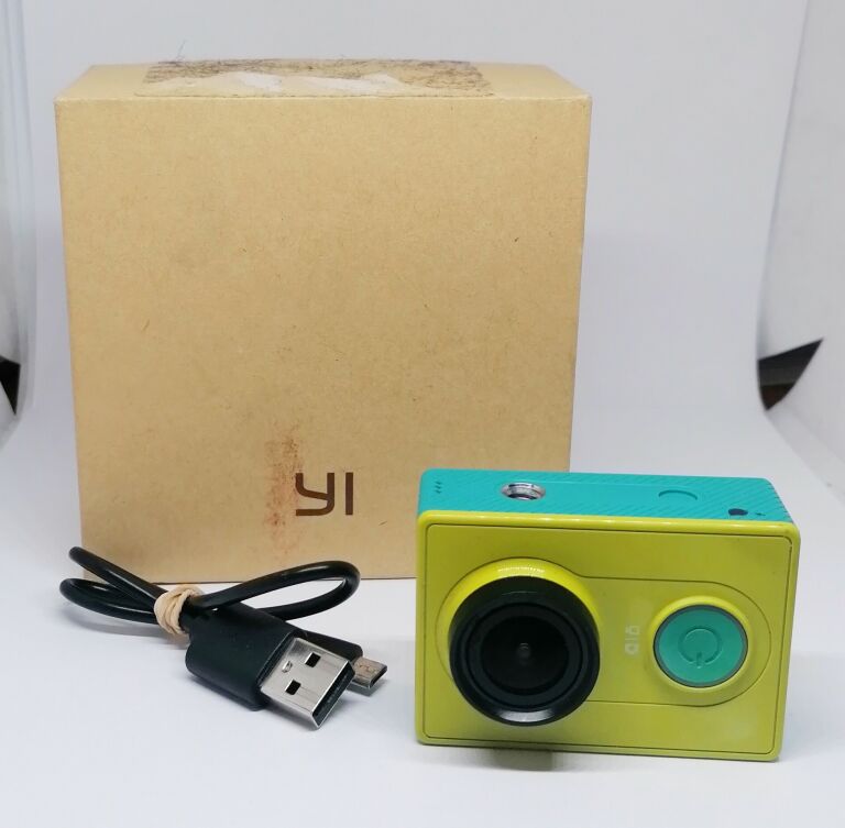 KAMERA SPORTOWA XIAOMI YI KOMPLET