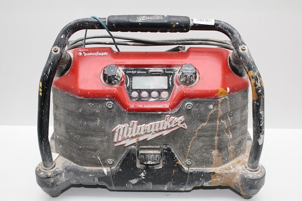 radio-budowlane-milwaukee-jsr-1228-stan-uzywany