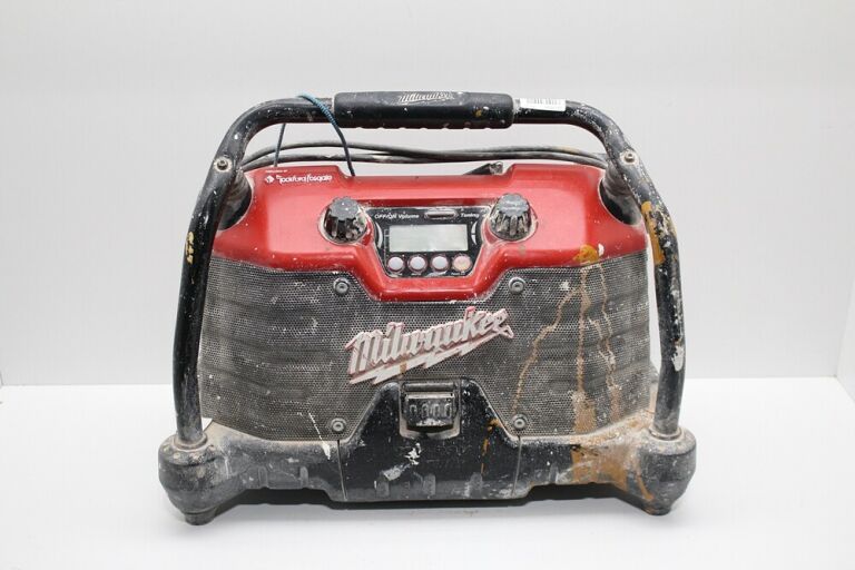 radio-budowlane-milwaukee-jsr-1228-daszynskiego-22-wroclaw-gracja