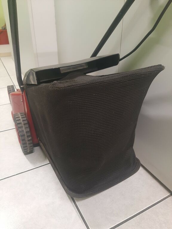 KOSIARKA ELEKTRYCZNA CE 338P