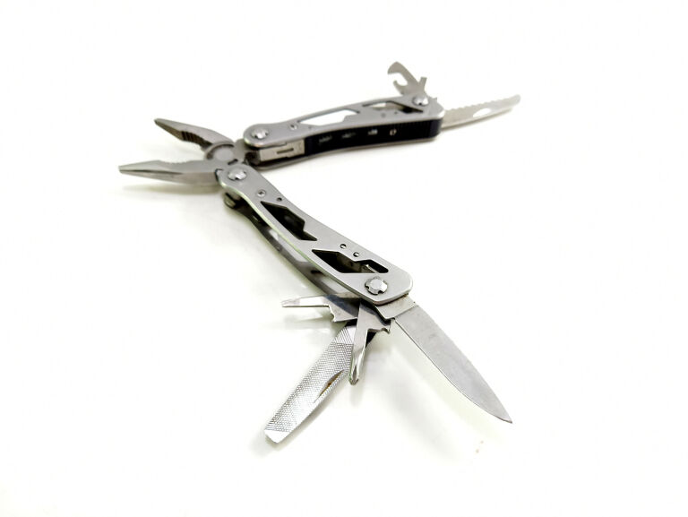 narzedzie-wielofunkcyjne-stanley-multi-tool-kod-producenta-stanley
