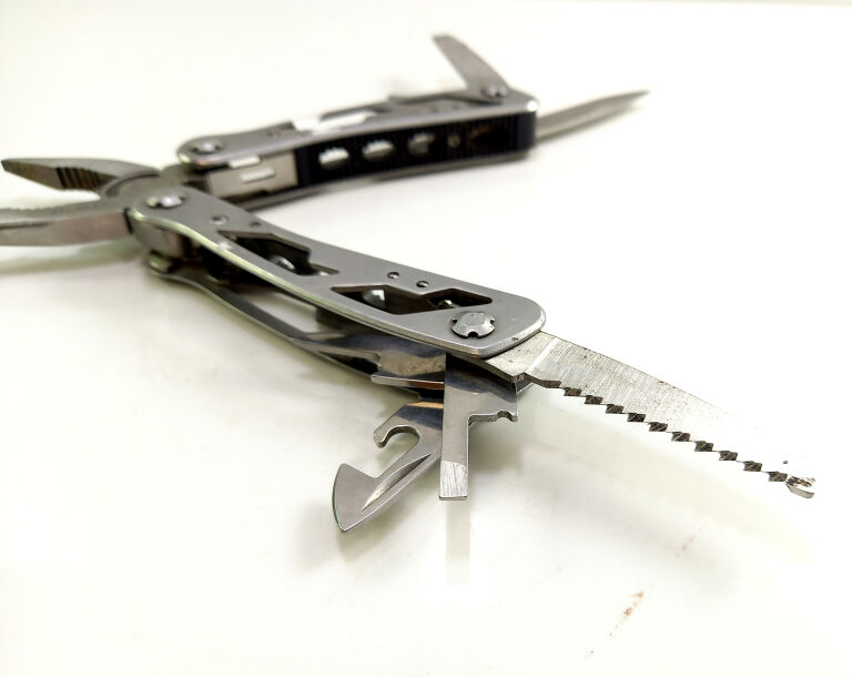narzedzie-wielofunkcyjne-stanley-multi-tool-stan-uzywany