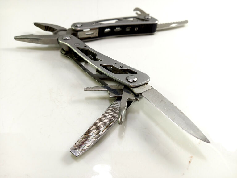 narzedzie-wielofunkcyjne-stanley-multi-tool-product-id