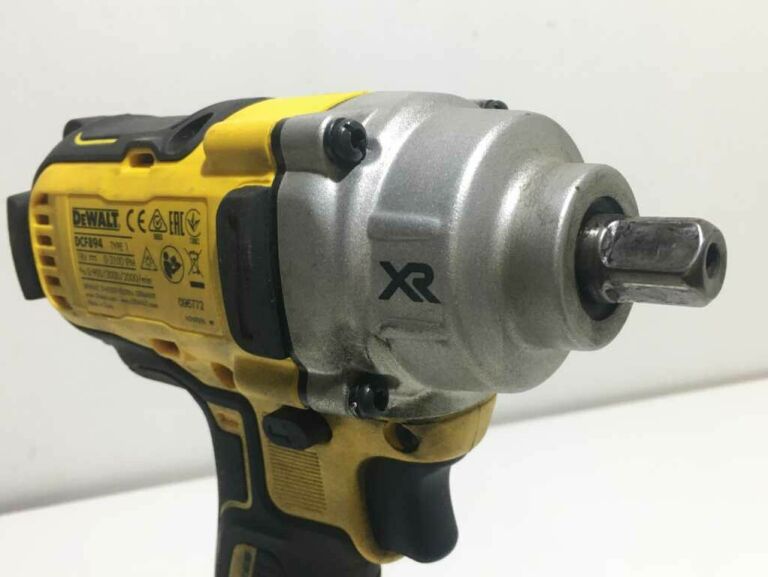 KLUCZ UDAROWY DEWALT DCF894 ZESTAW