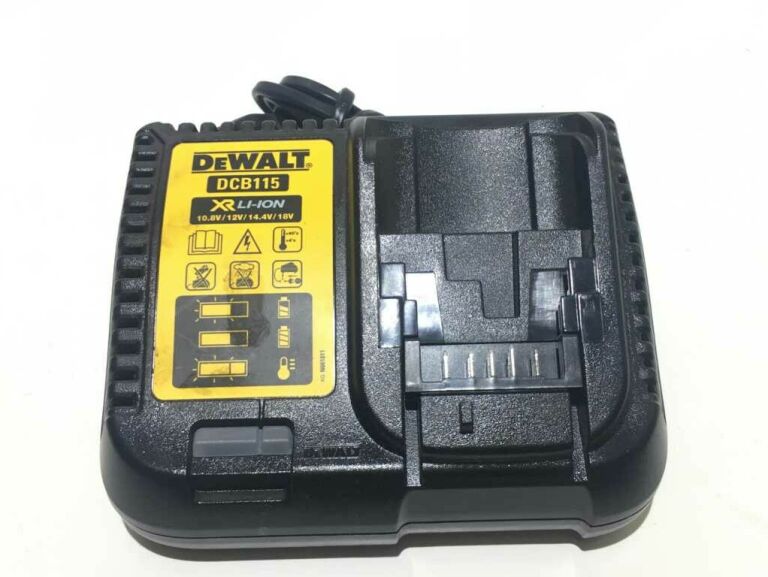 KLUCZ UDAROWY DEWALT DCF894 ZESTAW