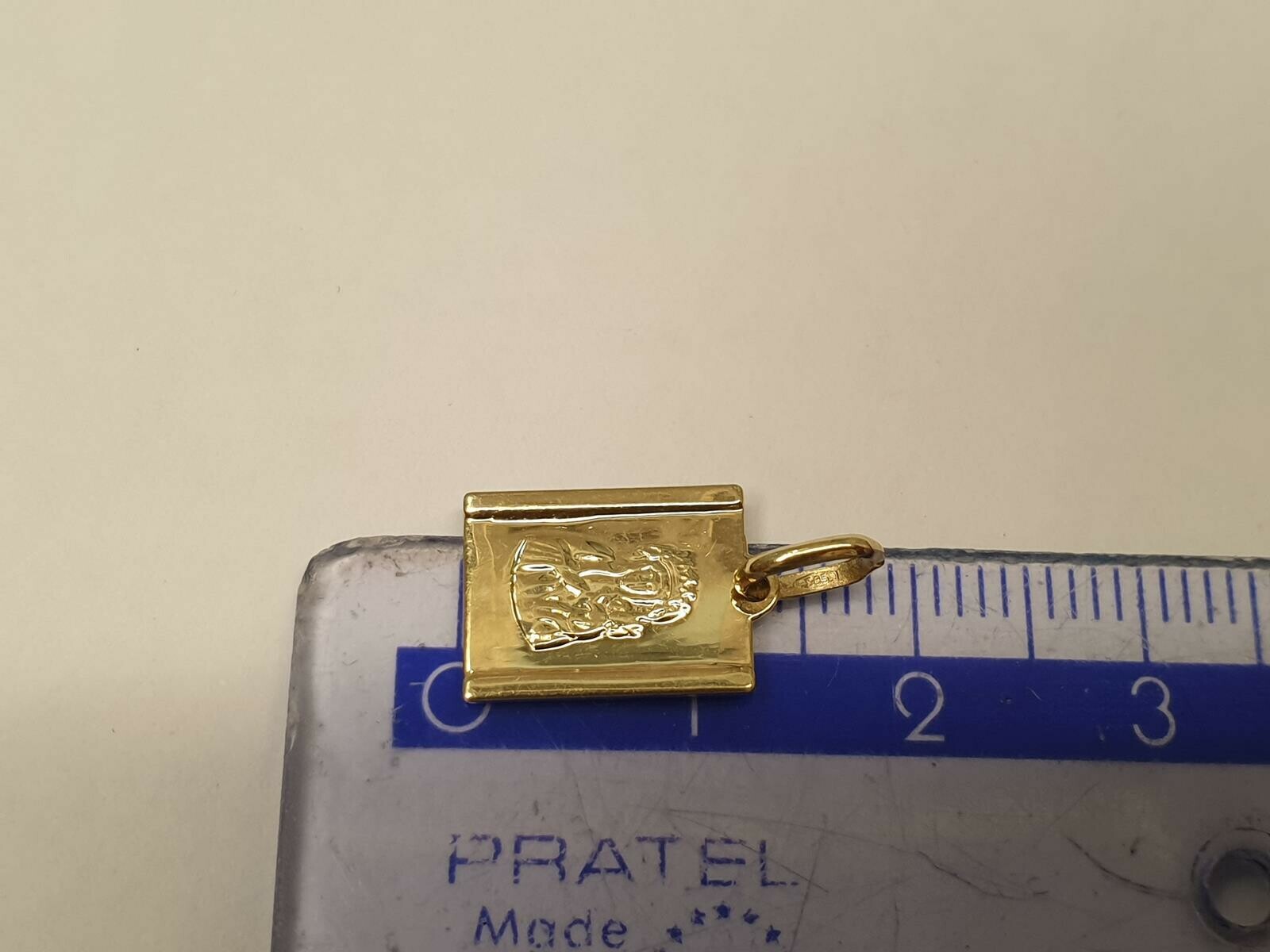 zlota-zawieszka-pr585-095g-motyw-postac