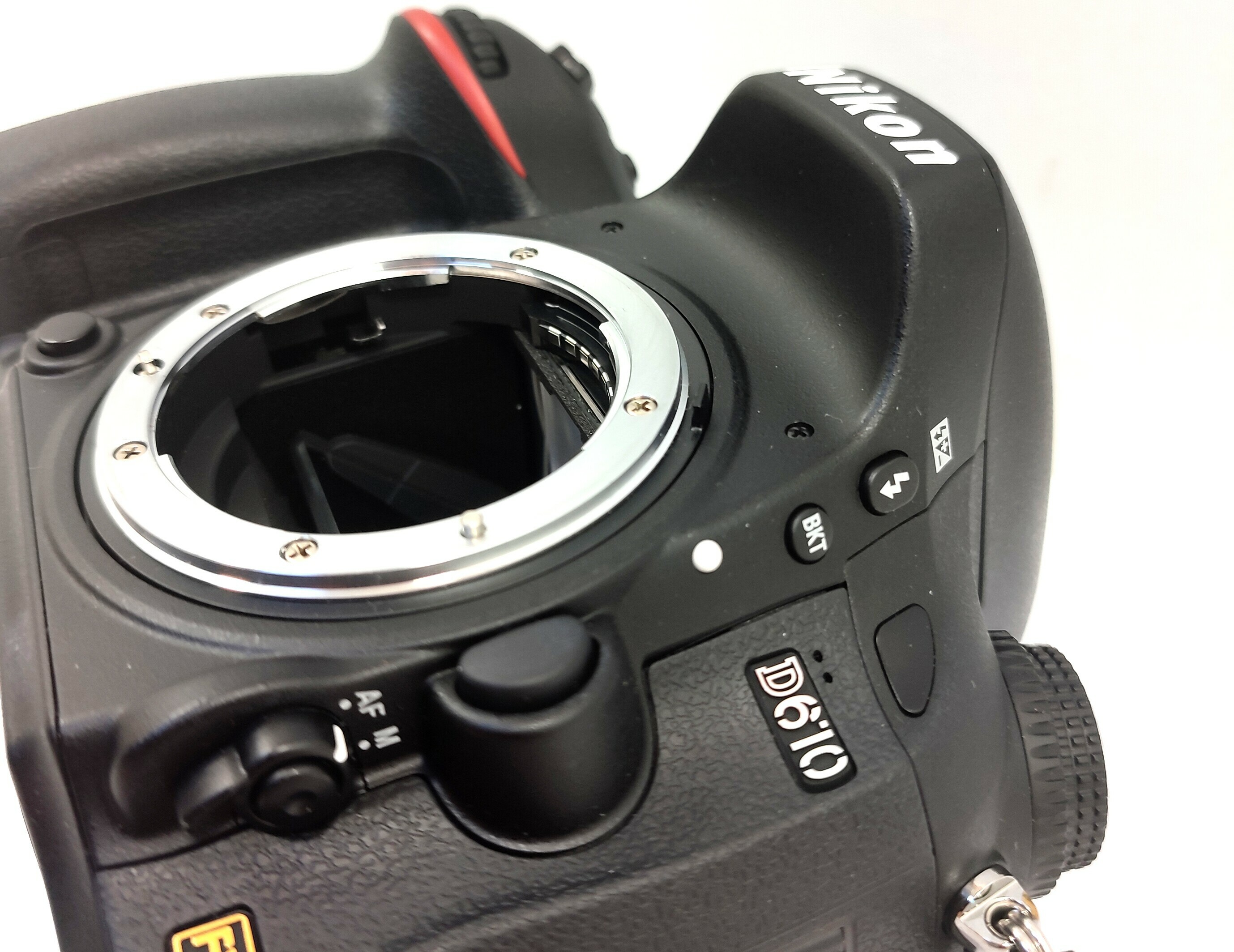 aparat-nikon-d610-body-zestaw-igla-jana-pawla-ii-41a-warszawa