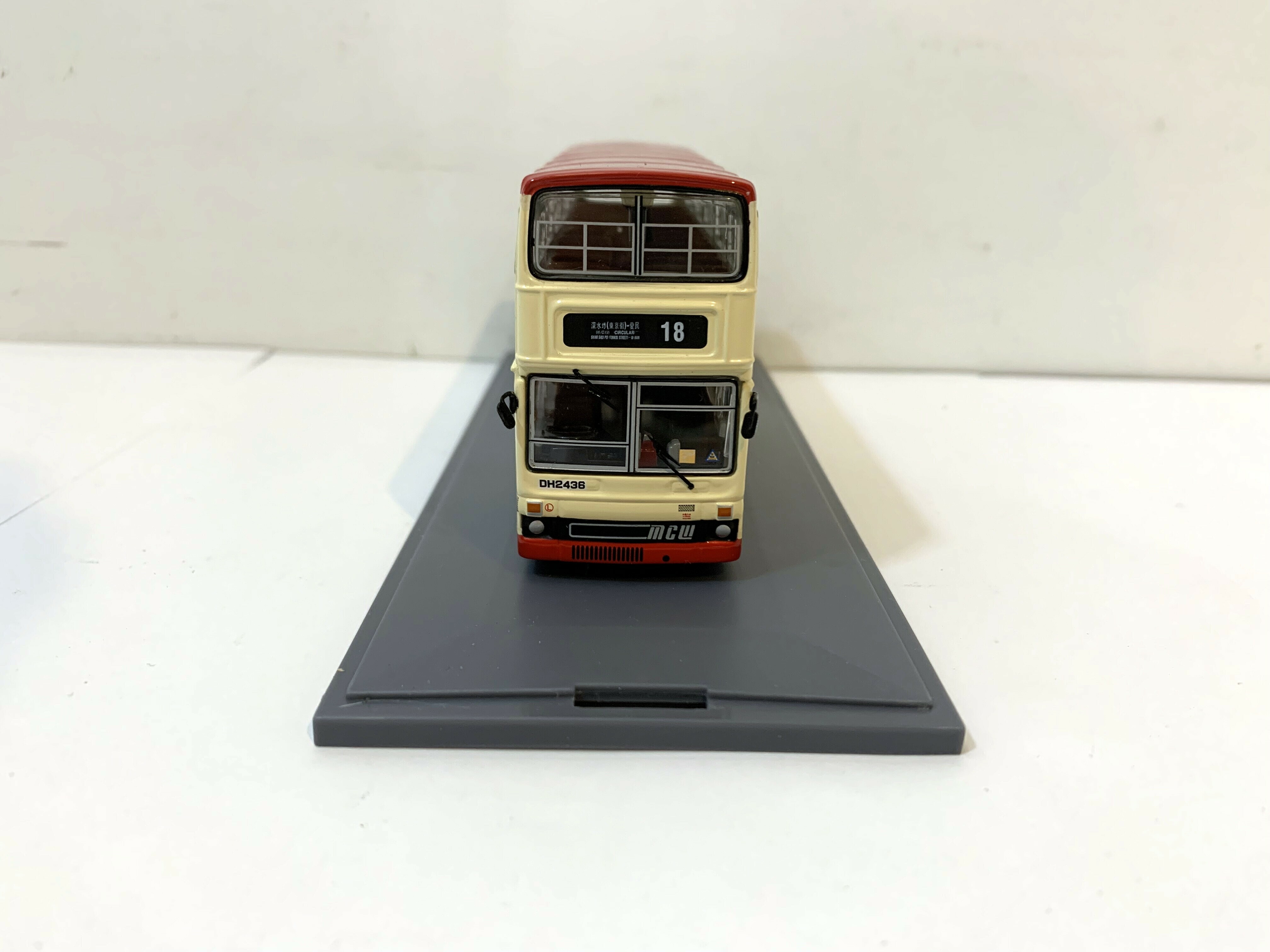 model-autobusu-the-original-omnibus-company-vii-wroclawska-71-krakow