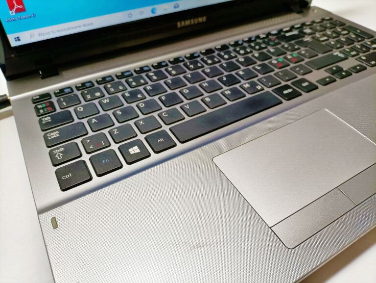 LAPTOP SAMSUNG NP370R5E 120GB/8GB WINDOWS 10HOME