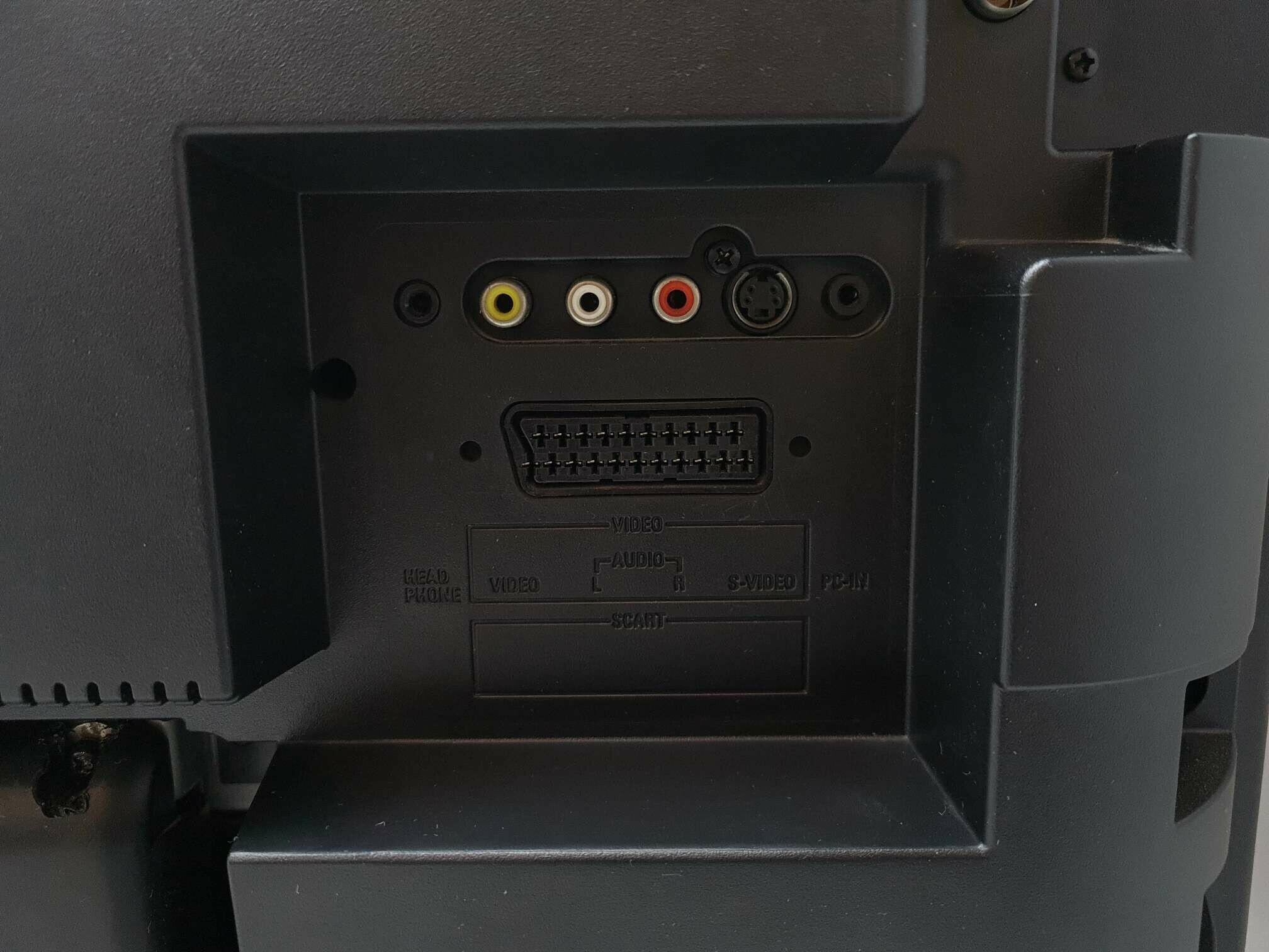 telewizor-funai-22-lt6-m22bb-model-lt6-m22bb