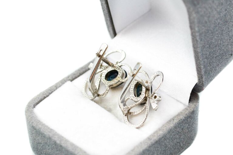PIĘKNE KOLCZYKI 14K BIAŁE ZŁOTO DIAMENT SZAFIR