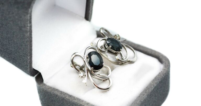 PIĘKNE KOLCZYKI 14K BIAŁE ZŁOTO DIAMENT SZAFIR
