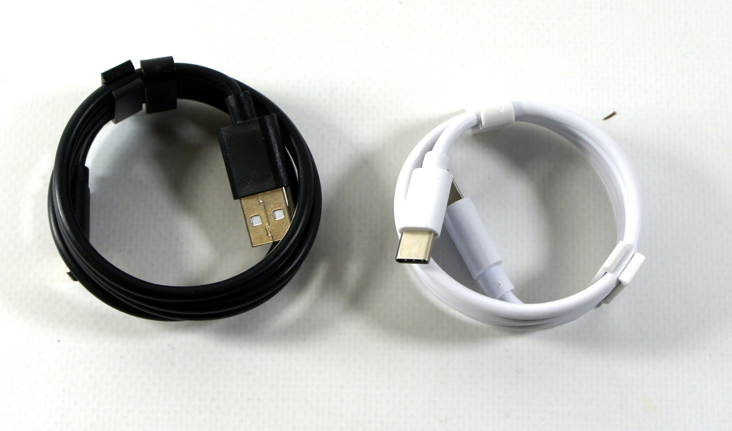 kabel-do-telefonu-usb-c-obroncow-pokoju-76-gorzow-wlkp