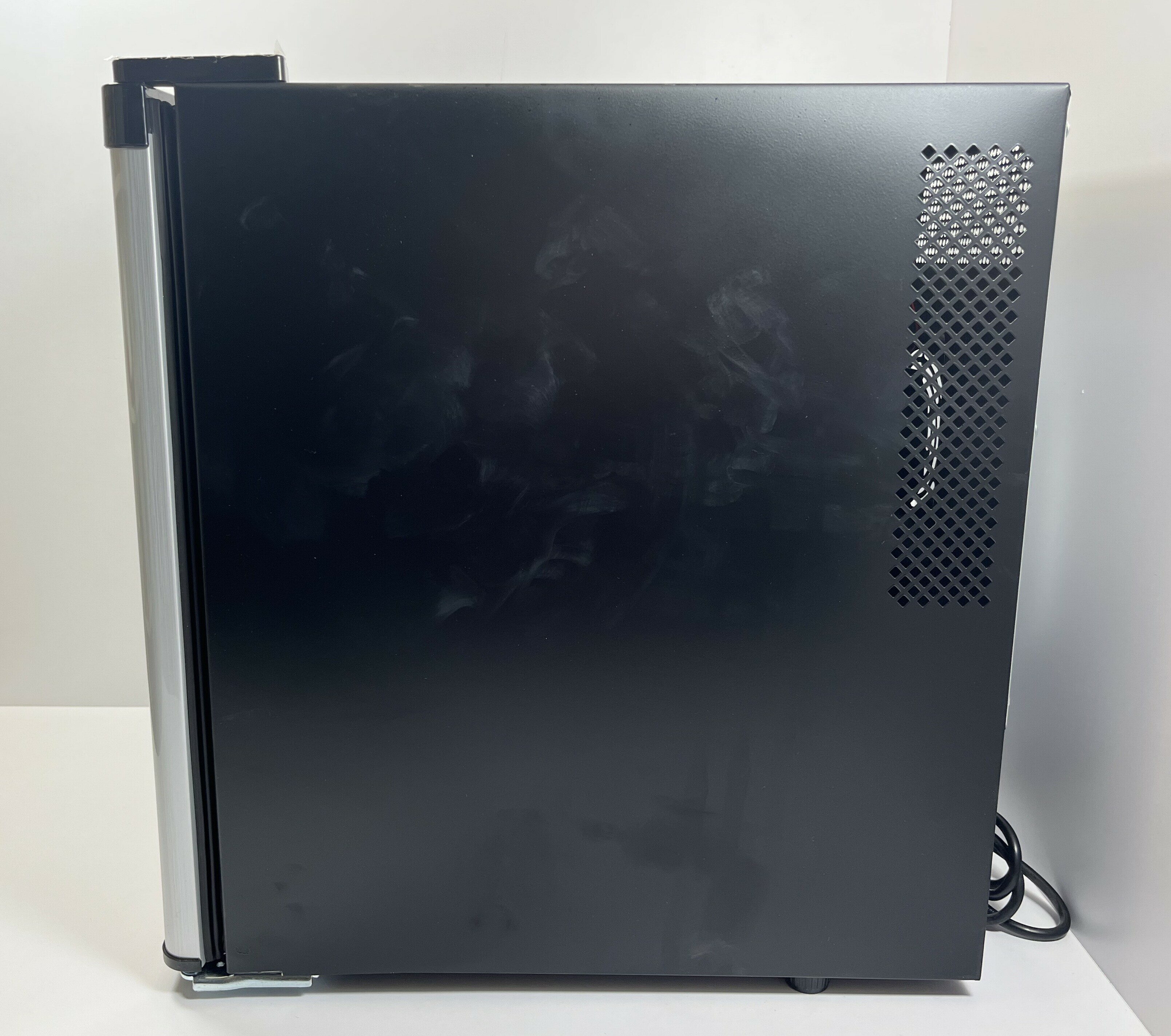 lodowka-52l-germin-max-52l-rodzaj-jednodrzwiowa