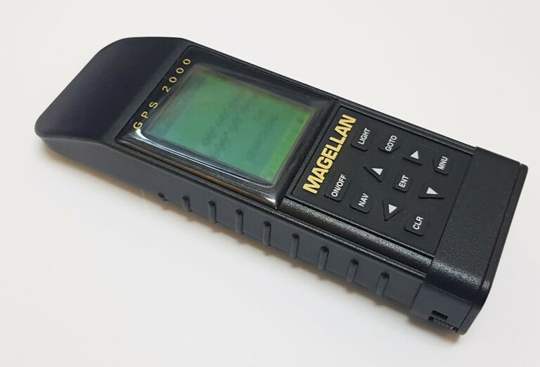 SATELITARNA NAWIGACJA RĘCZNA MAGELLAN GPS 2000