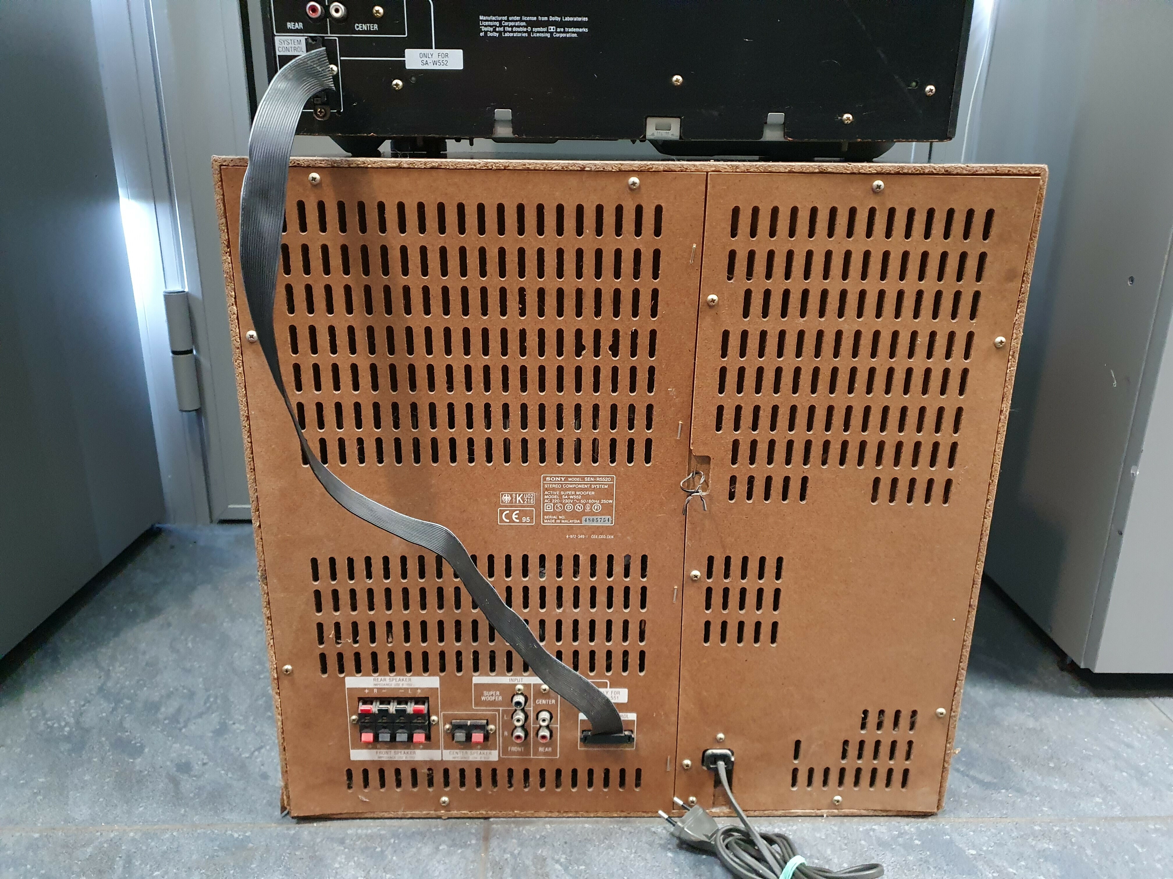 sony-sen-r5520-subodtwarzacz-plyt-winylowych-radio-fm