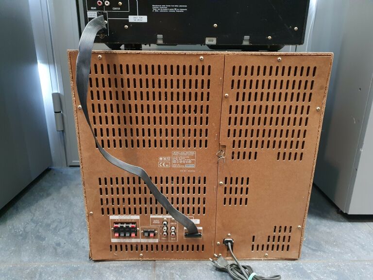 sony-sen-r5520-subodtwarzacz-plyt-winylowych-radio-fm