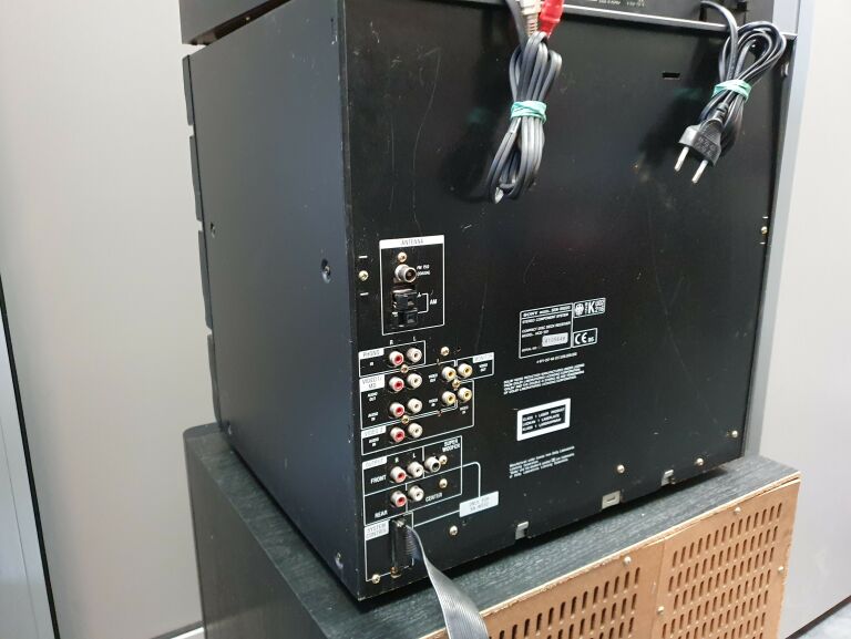 sony-sen-r5520-subodtwarzacz-plyt-winylowych-rodzaj-odtwarzanych-nosnikow-cd-audio