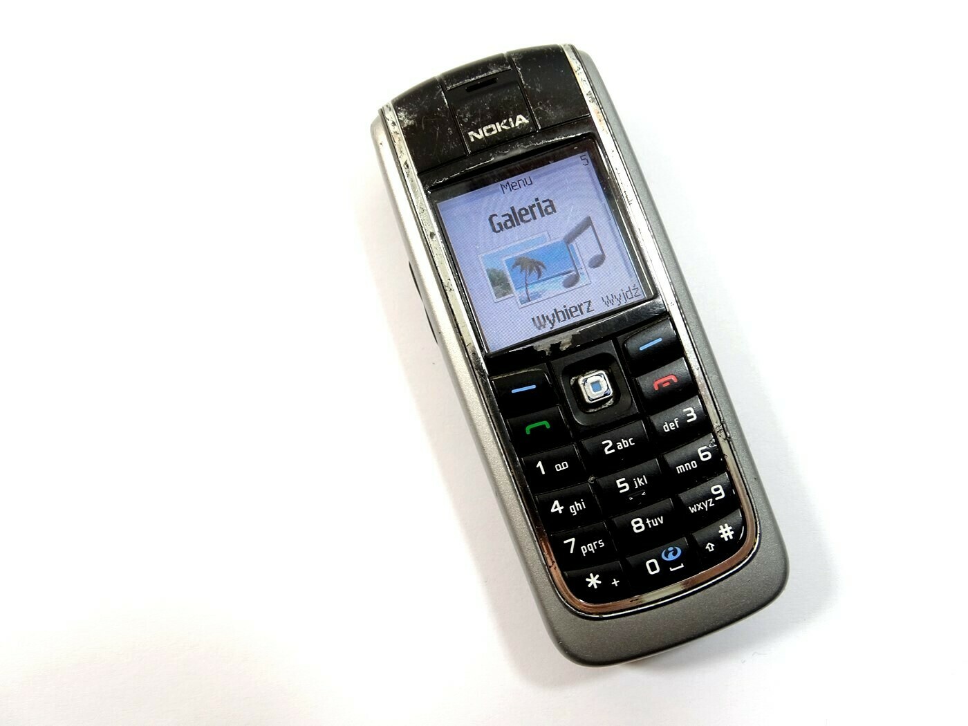 nokia-6021-bez-sim-ladowarka-bateria-do-wymiany-typ-telefon-komorkowy