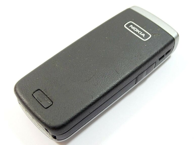 nokia-6021-bez-sim-ladowarka-bateria-do-wymiany-przekatna-ekranu-150