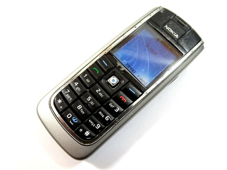 nokia-6021-bez-sim-ladowarka-bateria-do-wymiany-stan-uzywany