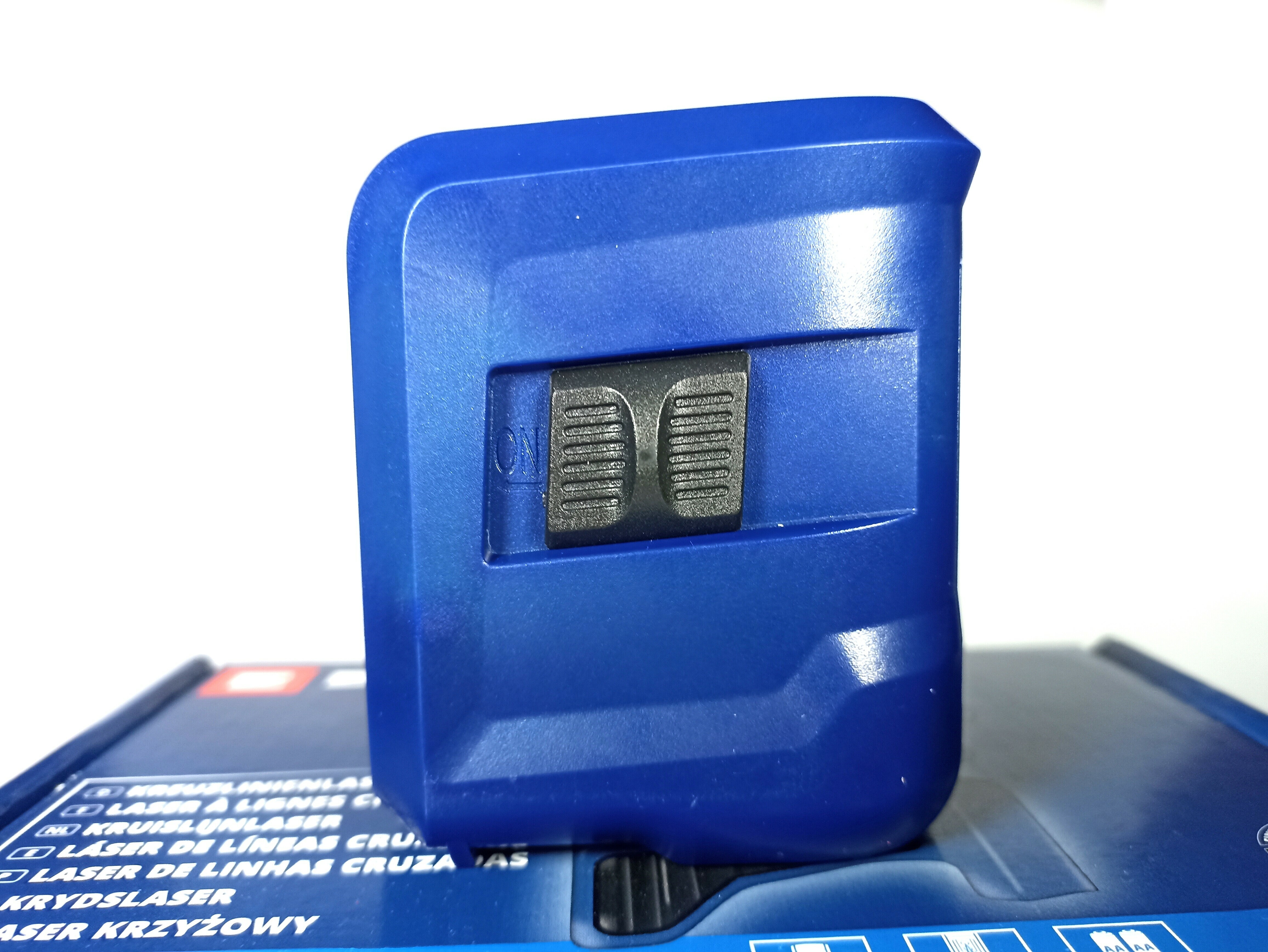 poziomica-laserowa-krzyzowa-einhell-bt-kll-10-marka-einhell