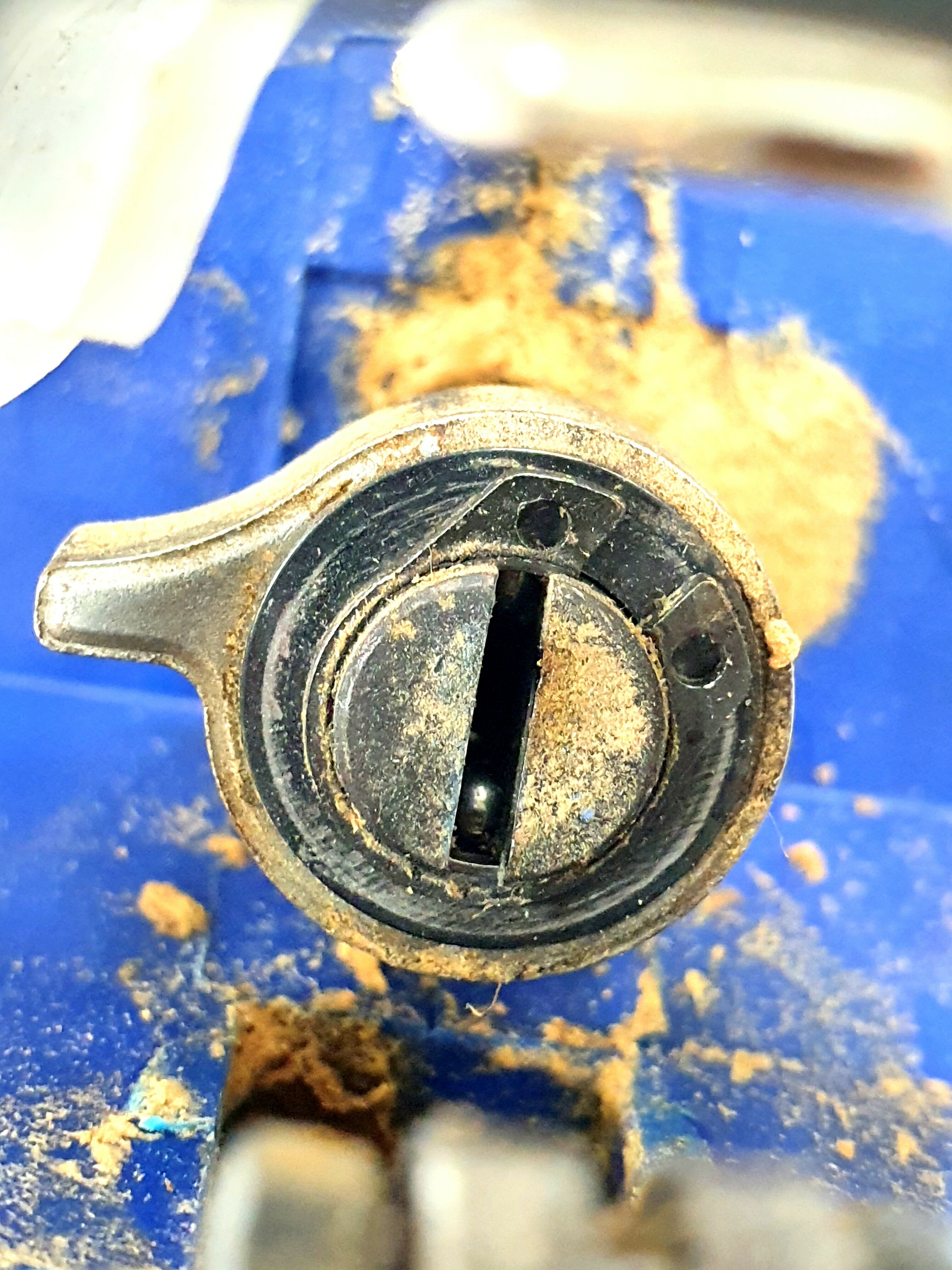 lux-tools-wyrzynarka-550w-sts-550-rodzaj-silnika-silnik-szczotkowy