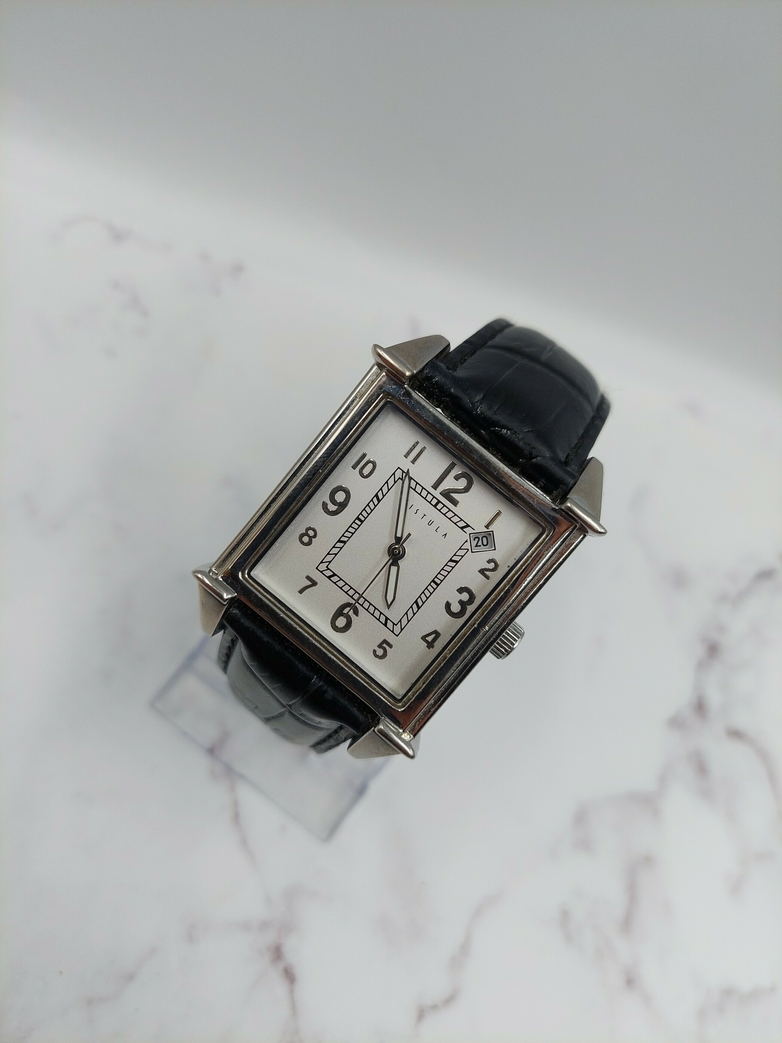 nakrecany-zegarek-vistula-dufour-z-datownikiem-mechanizm-automatyczny