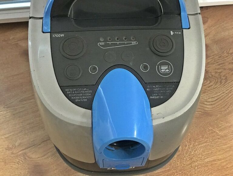 odkurzacz-pioracy-zelmer-aquawelt-plus-kolor-dominujacy-niebieski