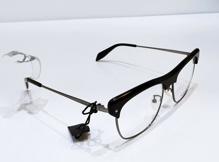 OPRAWKI KOREKCYJNE ALEXANDER MCQUEEN AM0237O 001