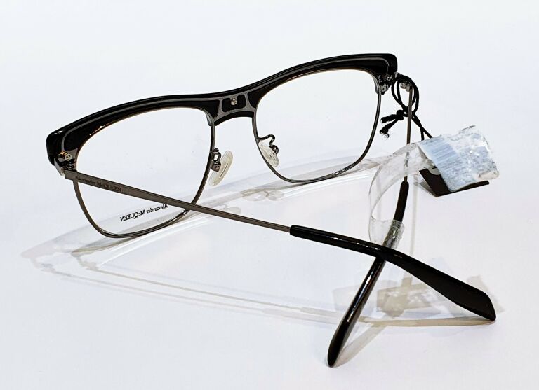 OPRAWKI KOREKCYJNE ALEXANDER MCQUEEN AM0237O 001
