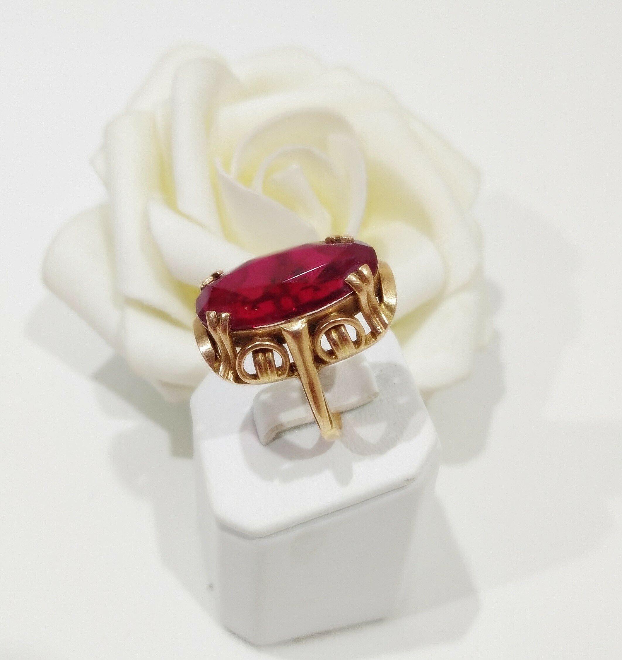 nietypowy-zloty-pierscionek-pr585-marka-inna-marka