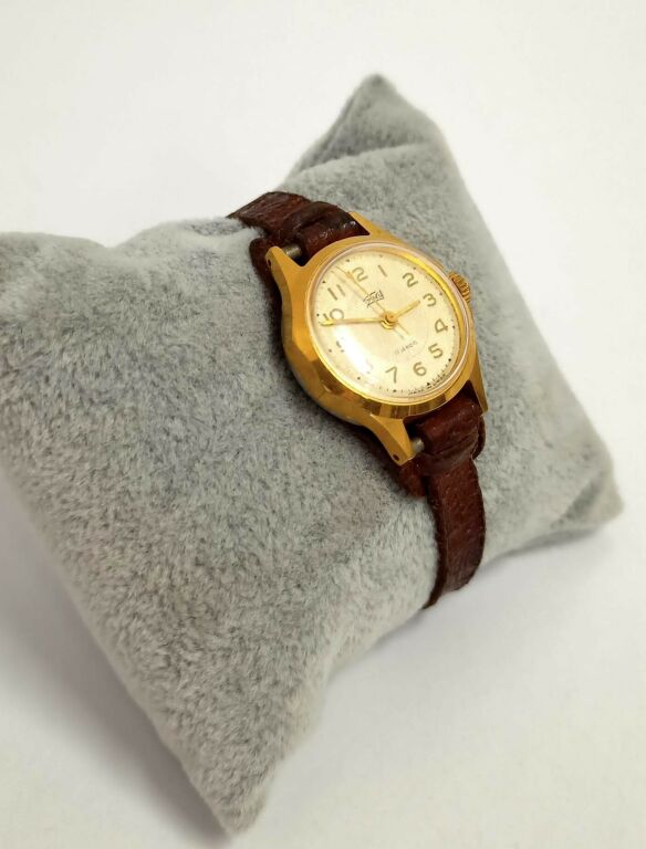 zegarek-zaria-17-jewels-automat-ussr-okazja-stan-uzywany