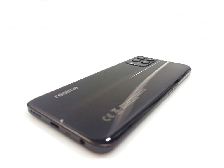telefon-realme-8i-4128gb-66-przekatna-ekranu-66